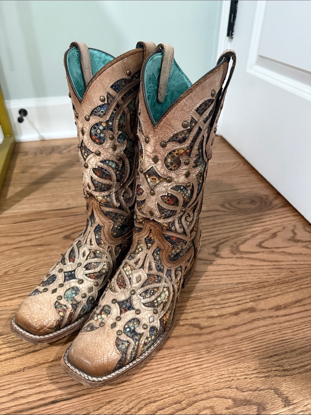 Beige Embroidered Women’s Lace-Up Western Boots with Turquoise Lining